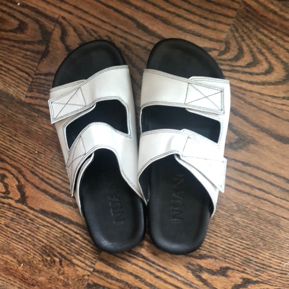 Nuance Shoes - Lisa Says Gah white footbed sandals